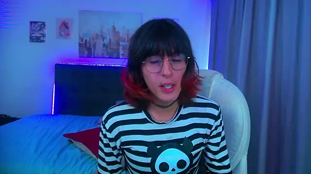 goth_minerva élő XXX-chatje