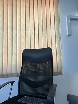 Alexander_ferre: онлайн-секс-чат