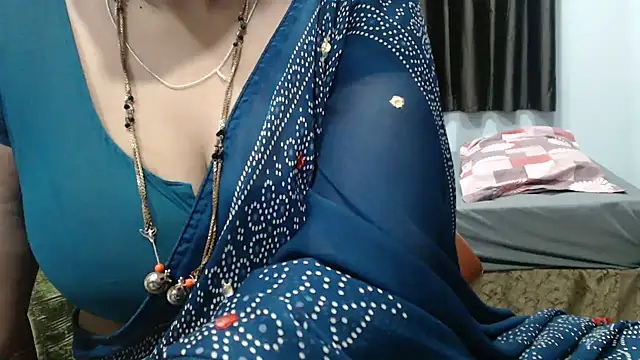 Chat +18 de sunitha-3 ao vivo