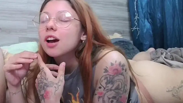 دردشة Lina_Kitty الجنسية المباشرة