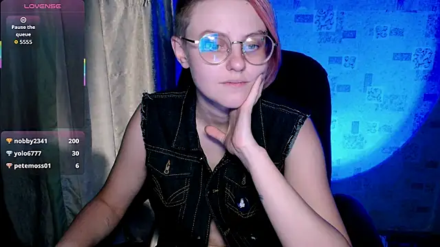 __Freya___ – Naživo XXX chat