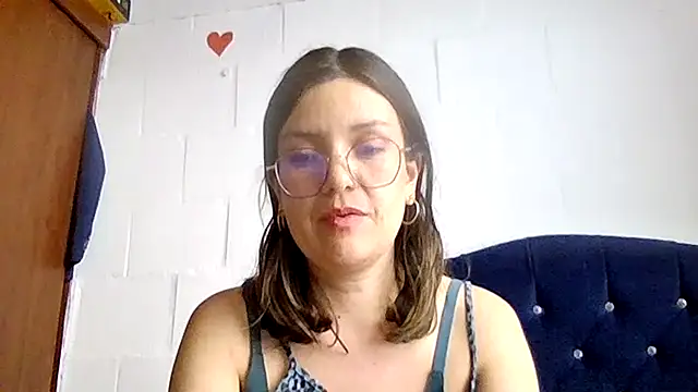 princessbella93 现场XXX聊天