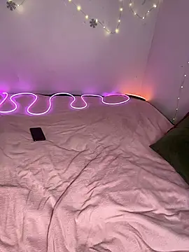 Mizztikaa Show in webcam