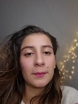 צ'אט XXX בשידור חי של aytanna_torrez