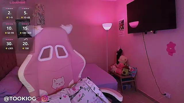 TOOKIOG_ লাইভ XXX চ্যাট