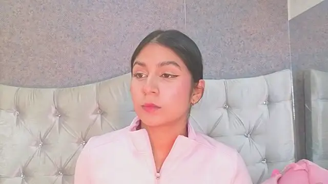 VictoriaaLopez Chat XXX in diretta