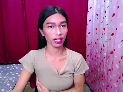 katrina_bigcock69 webcam show
