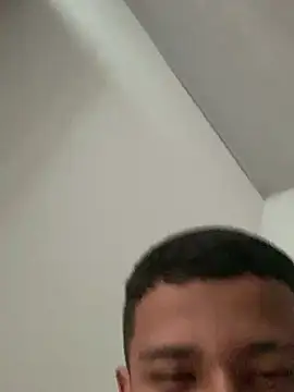 Show modela Anthony_clark1 na web-kameri