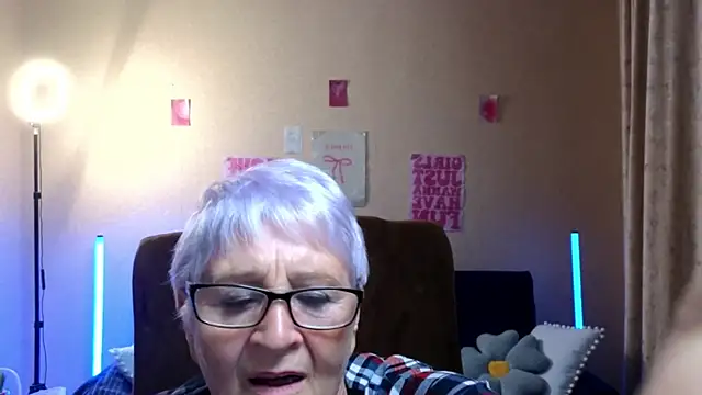 Živý XXX chat Sandra_Snowflake
