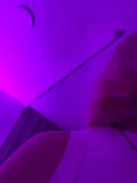 noah_ec's Live XXX Chat