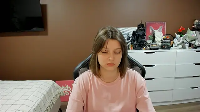 SoniNesti Adlı Modelin Canlı XXX Sohbeti