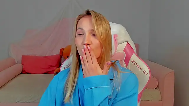 ElaraVoltage Obrolan Langsung XXX