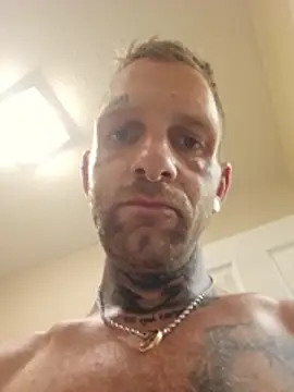Show modela TattoosNTucky na web-kameri