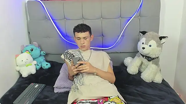 jeims_hotboy – Naživo XXX chat