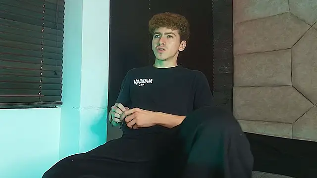 Tyler_Mcrey Webcam Show