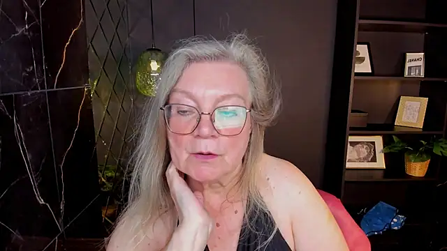 Chatroom XXX en direct de NataliMellow