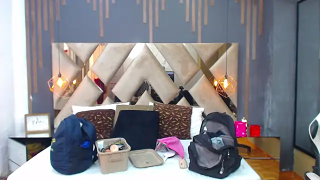 MartinaaFit Adlı Modelin Canlı XXX Sohbeti