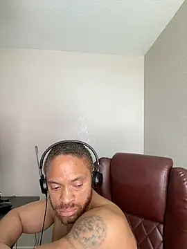 Czat XXX na żywo – Fathero1time