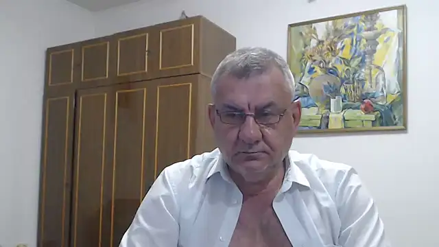 Онлайн чат XXX machomale3