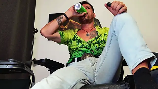 Pokazy przed kamerką – ChrisKox