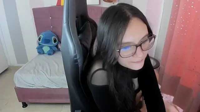 Chat +18 de Wanda_sg ao vivo