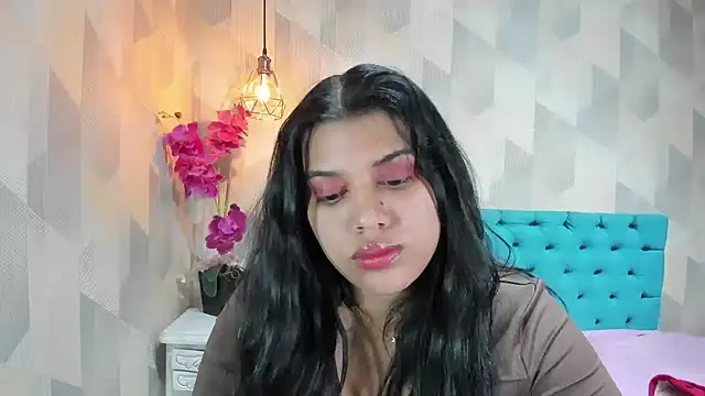 Chatroom XXX en direct de LindaBreeS