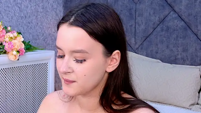 EvaSwen 라이브 XXX 채팅