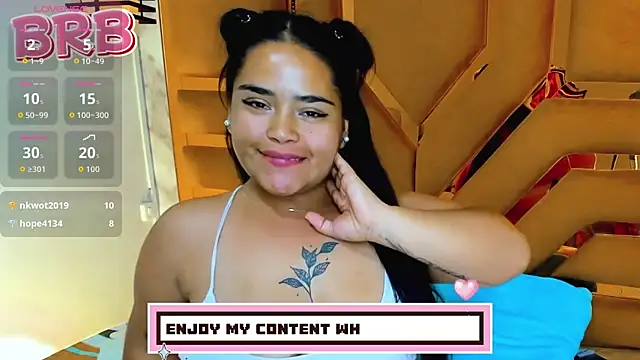 Violett_Cinnamon Chat XXX live