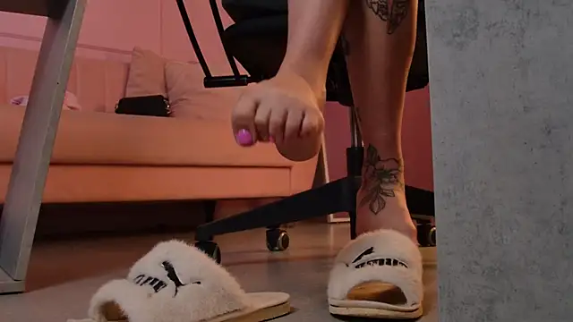 AliceLids XXX чат на живо