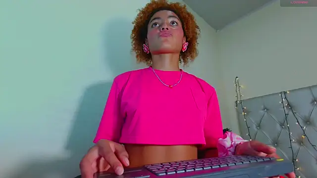 Sharonxt Live XXX-Chat