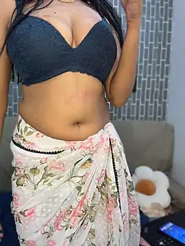 Chatroom XXX en direct de escape_with_me