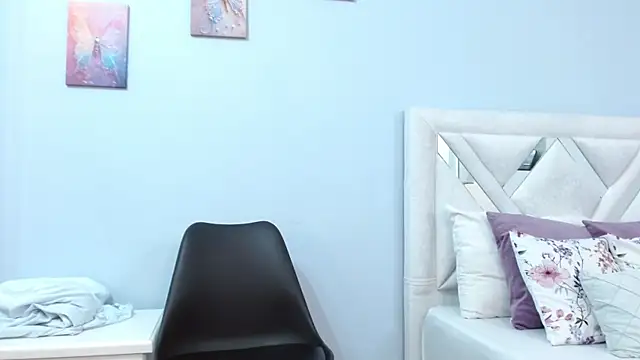 kylieBensoon's Live XXX Chat