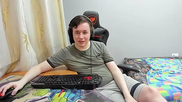 iliaskrislove's Live XXX Chat