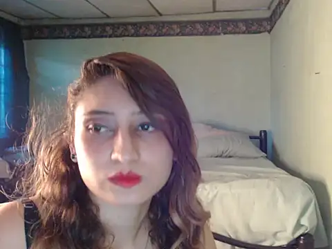 AnnieLorin's Live XXX Chat