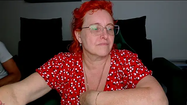 دردشة JoannaAndNeighbour الجنسية المباشرة