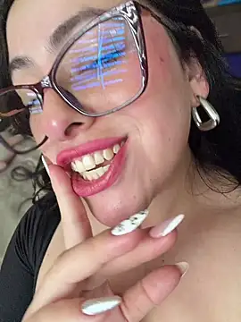 Chatroom XXX en direct de Wkatte