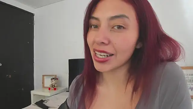 melanie_roux__'s Live XXX Chat