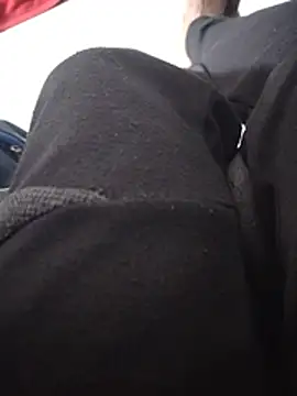 Kideyboyn Live XXX chat