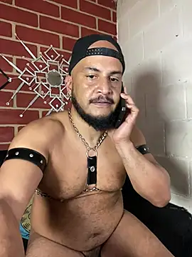 the_master_foal_ 即時 XXX 聊天