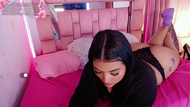 Marilyn_Rouge_'s Live XXX Chat