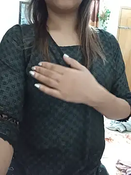 Tanha18 Adlı Modelin Canlı XXX Sohbeti