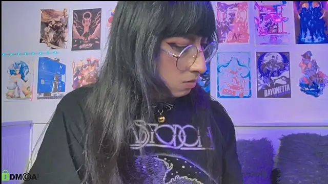snowblack_のライブXXXチャット