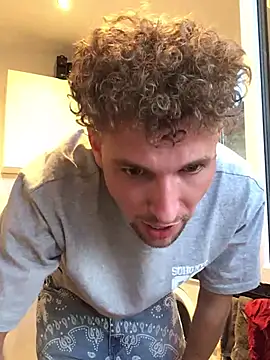 youngplayboymmm Webcamshow