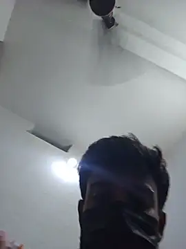 צ'אט XXX בשידור חי של saurabh5272
