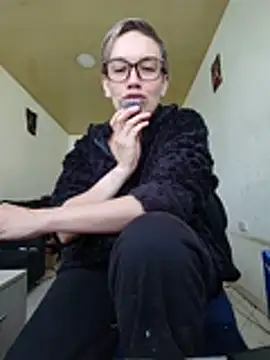 MARILYNKOVANOVA Obrolan Langsung XXX
