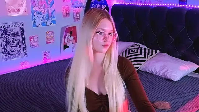 Chatroom XXX en direct de LunariaFox