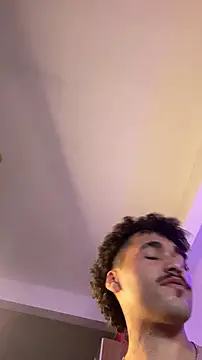 Chat +18 de FreeIvy ao vivo