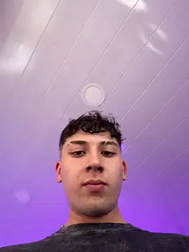 OLIVER_K Live XXX-Chat