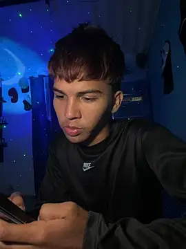 Show Webcam de sexyboyandrs
