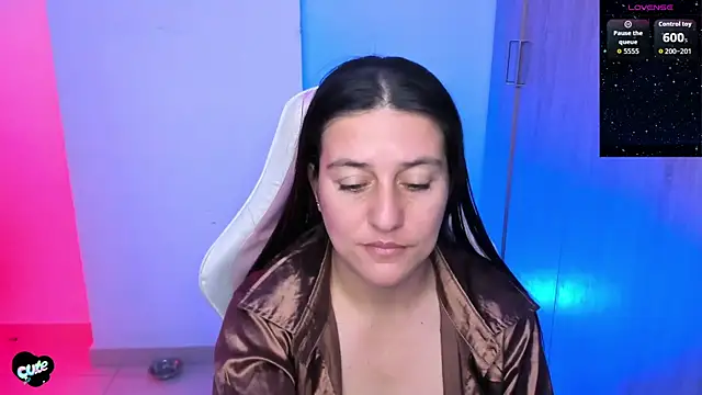Chat +18 de Saskyaa ao vivo